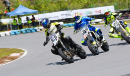 摩托车比赛视频,摩托车比赛巅峰对决精彩瞬间回顾